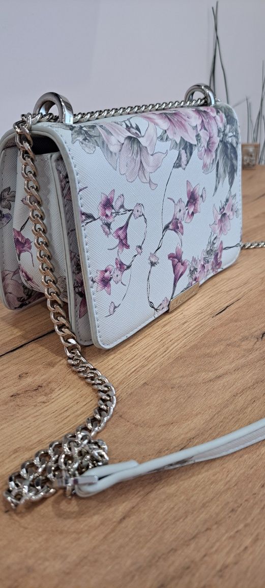 LV ,Michael Cors,Dune London, Mohito чанти