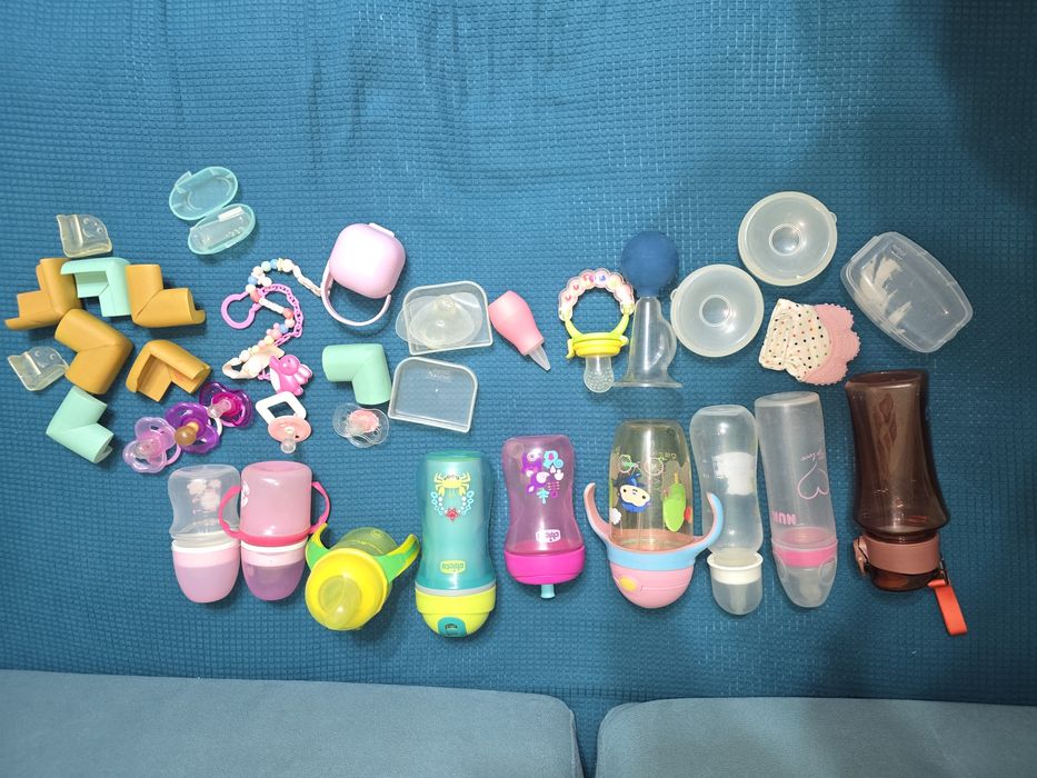 Продаю бутылочки, соски,молокоотсос, прорезыватель для зубов,