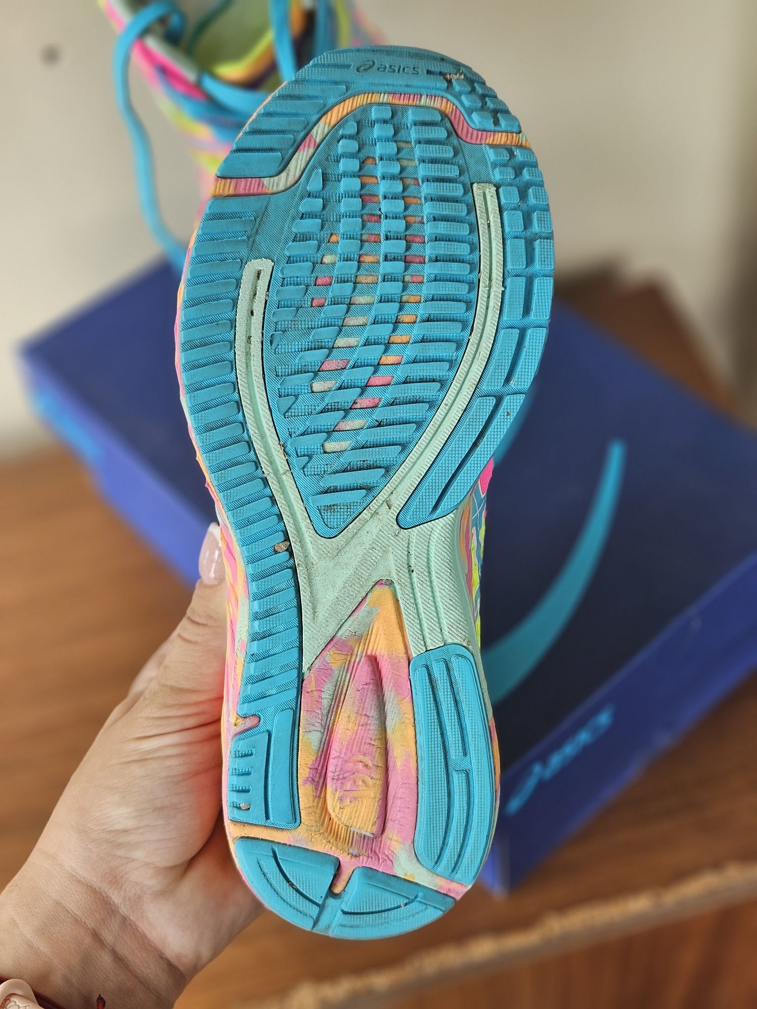 Дамски маратонки asics gel snoosa