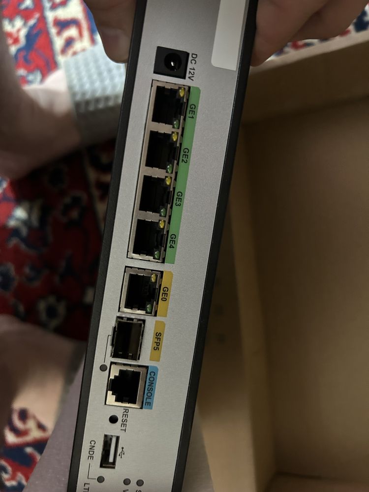 MSR810-LM-GL роутер