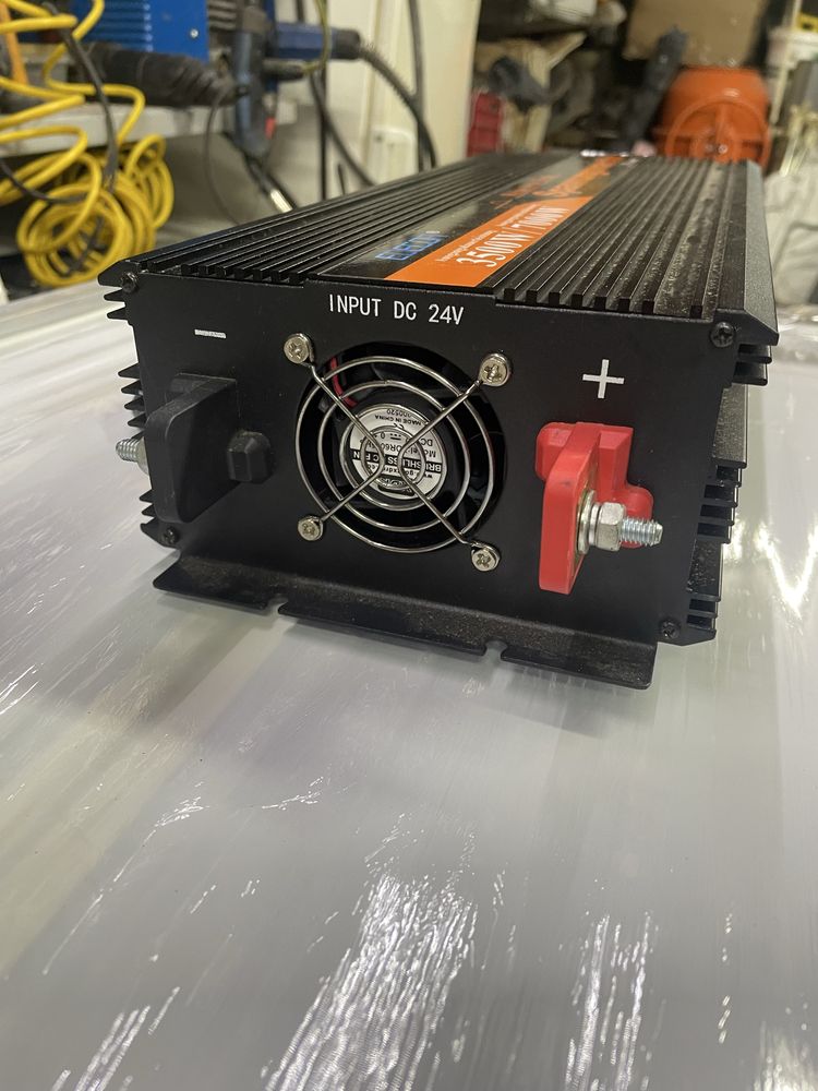 Инвертор 3500W 24V