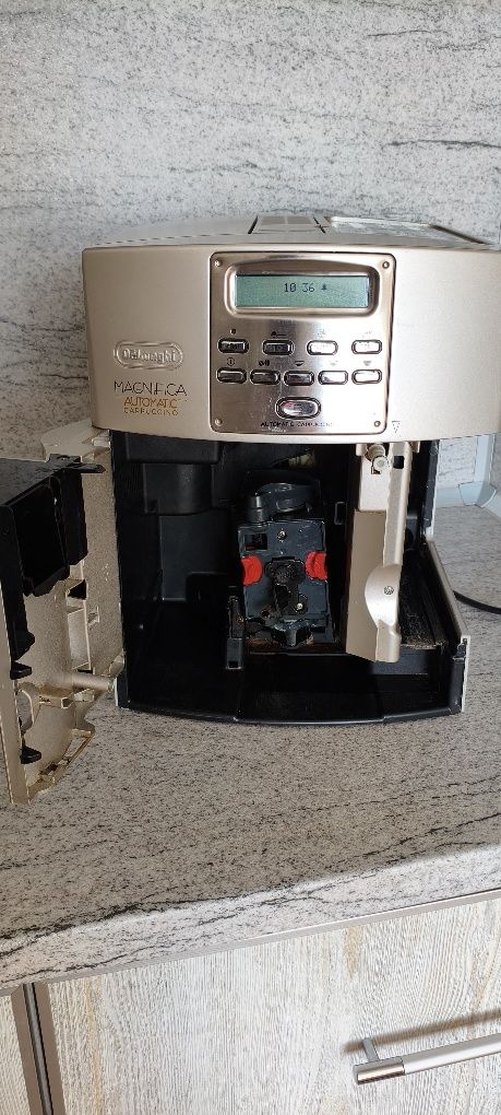 Delonghi Magnifica Automatic Cappuccino