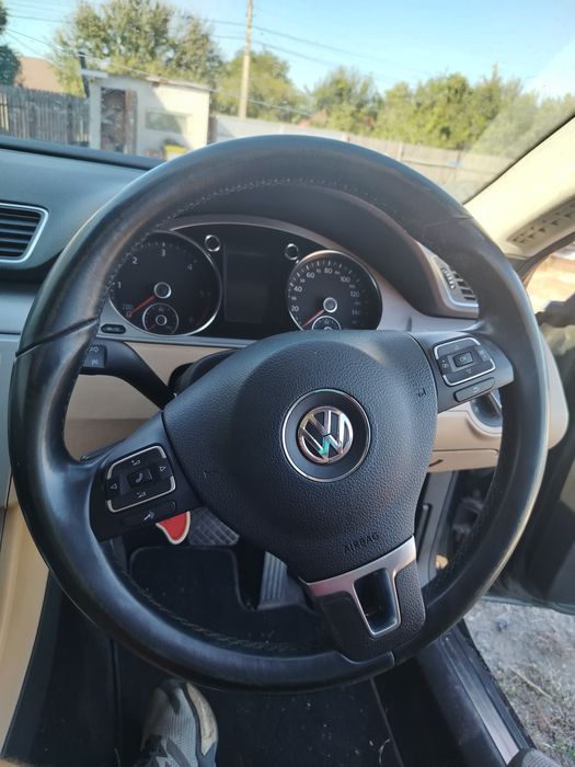 Far passat cc stânga far led passat cc facelift