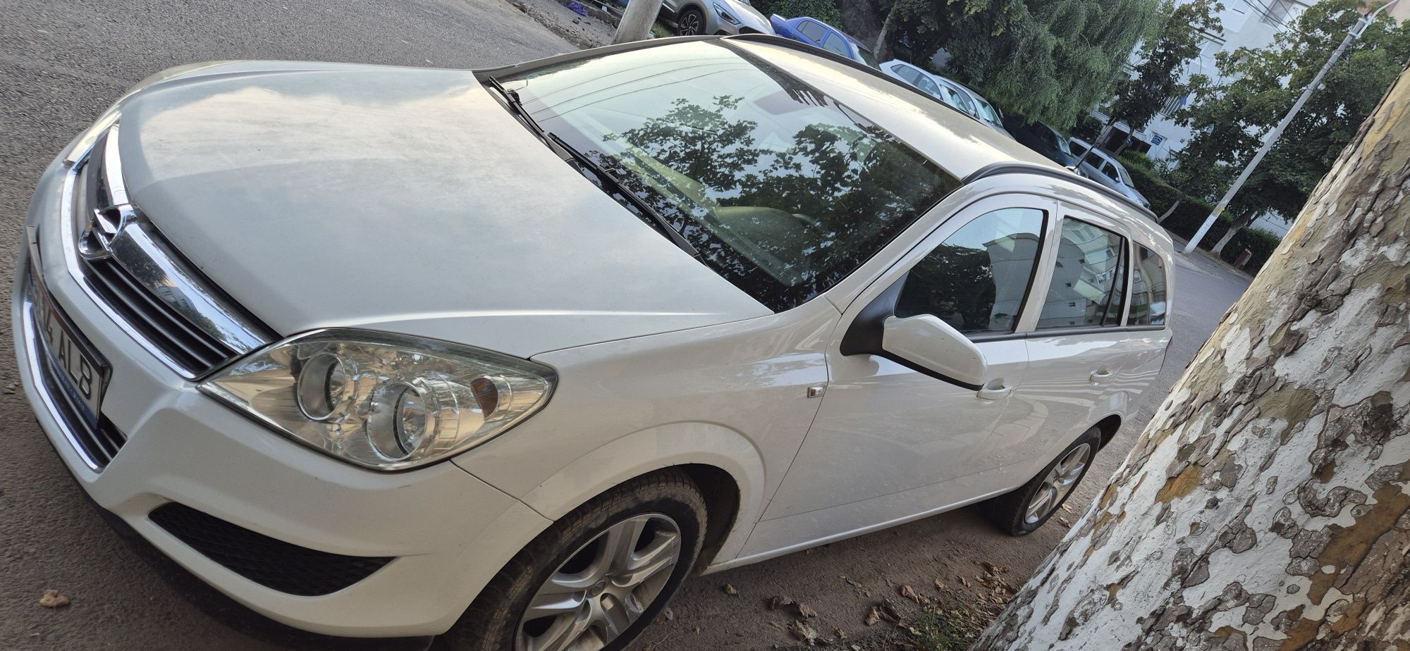 Opel astra h 1.7 cdti citește descrierea