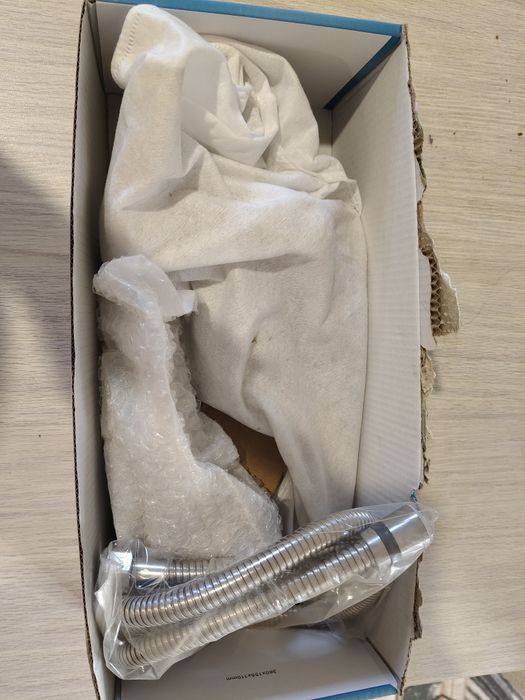 Продаётся смеситель с душем