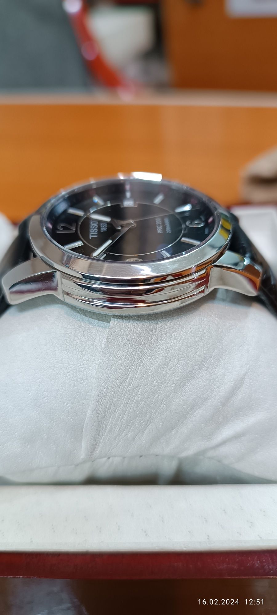 Швейцарские часы Tissot PRC 200