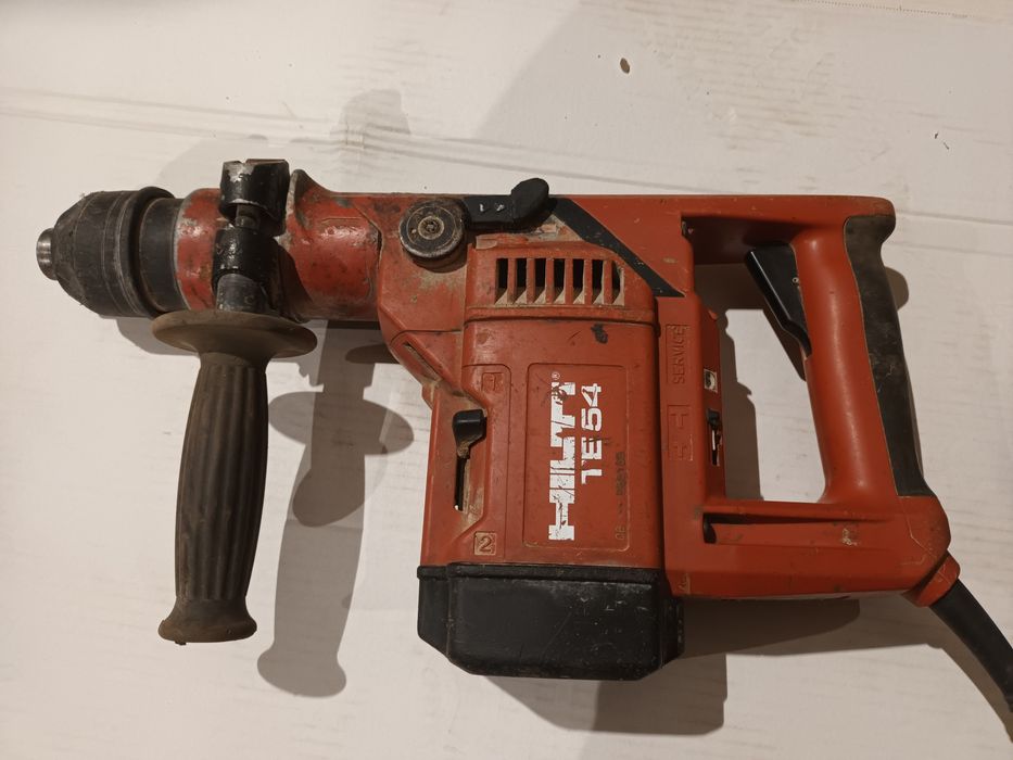 Инструменти под наем