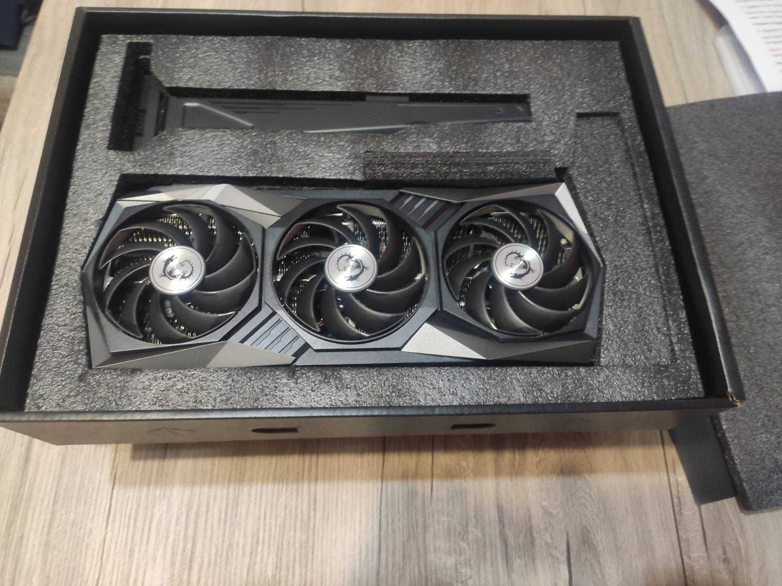 GeForce RTX™ 3060 Ti GAMING X TRIO 8GD6X с гаранция