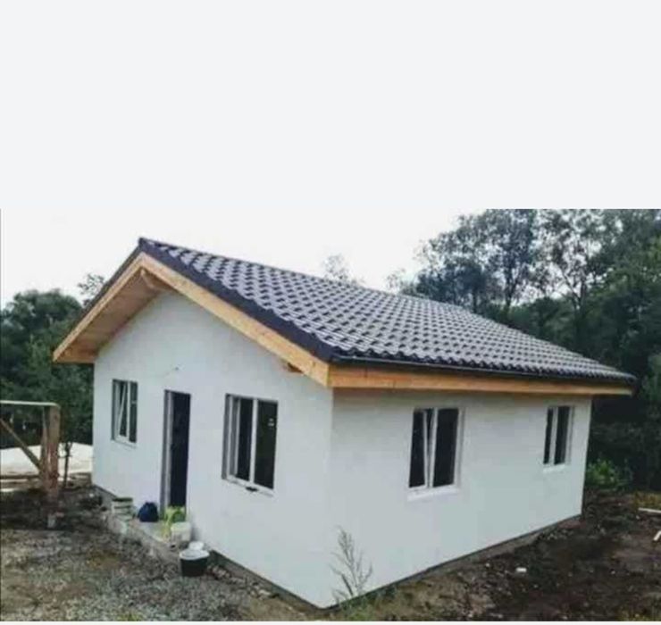 Vând case pe structura metalica la schimb cu auto