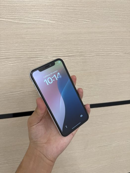 iPhone XR 128gb 80% в отличном состоянии