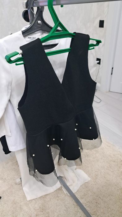 Женские одежды 42-44р