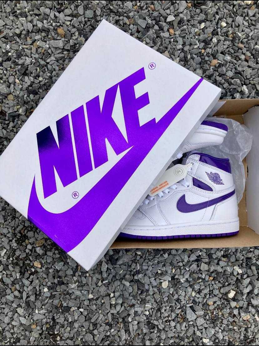 Air Jordan 1 High OG "Court Purple"