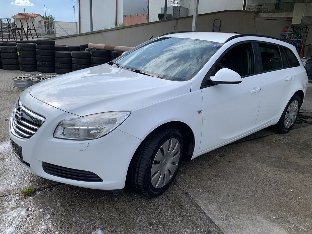 Opel Insignia 2.0 131 k.c CDTI 2010г. На Части