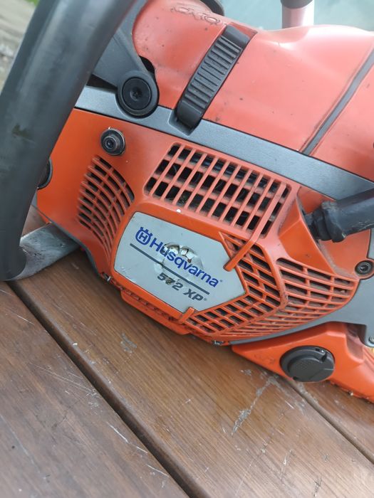 Vând drujba Husqvarna 572xp !