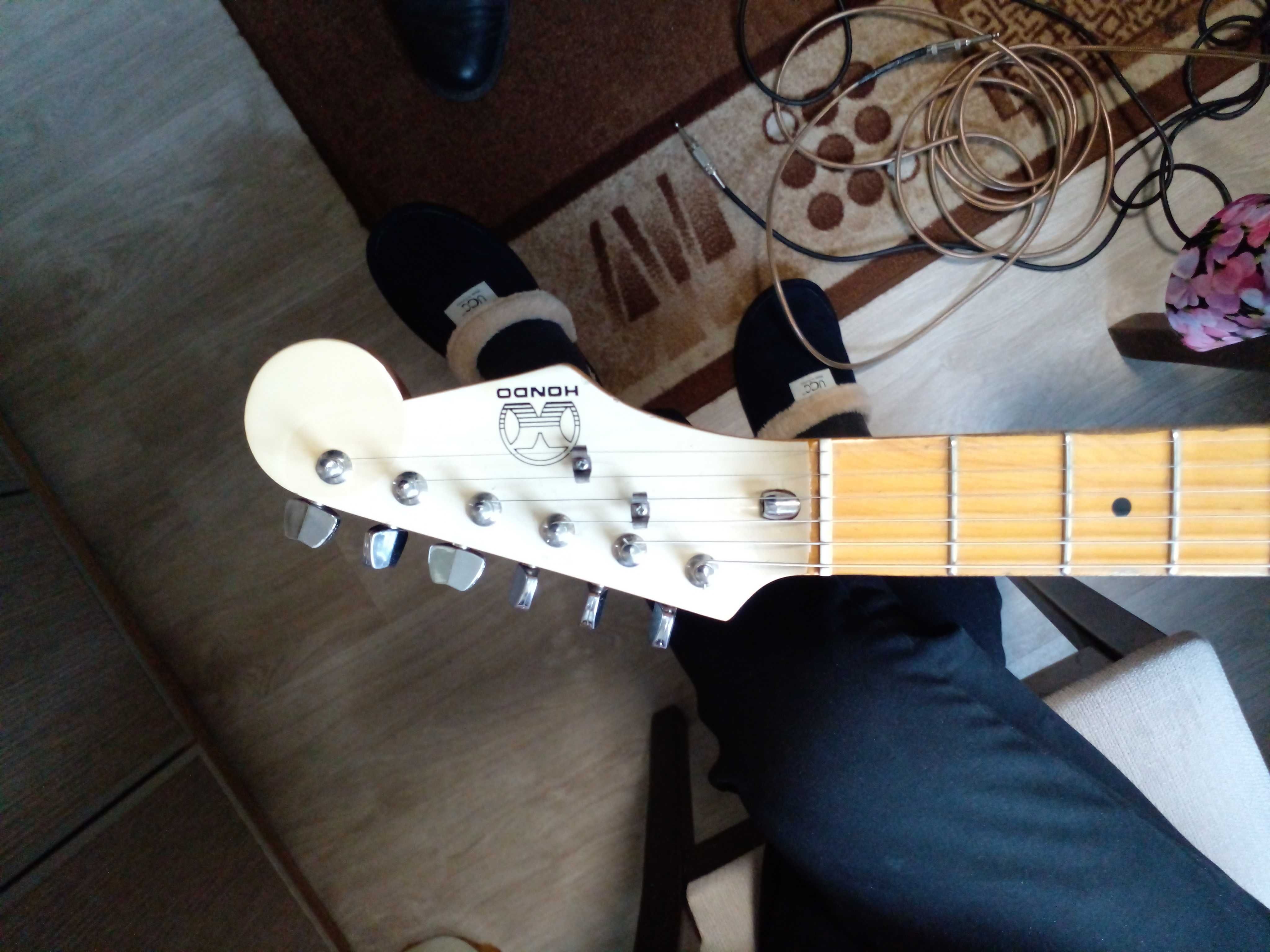 Японска китара Hondo Stratocaster 1981