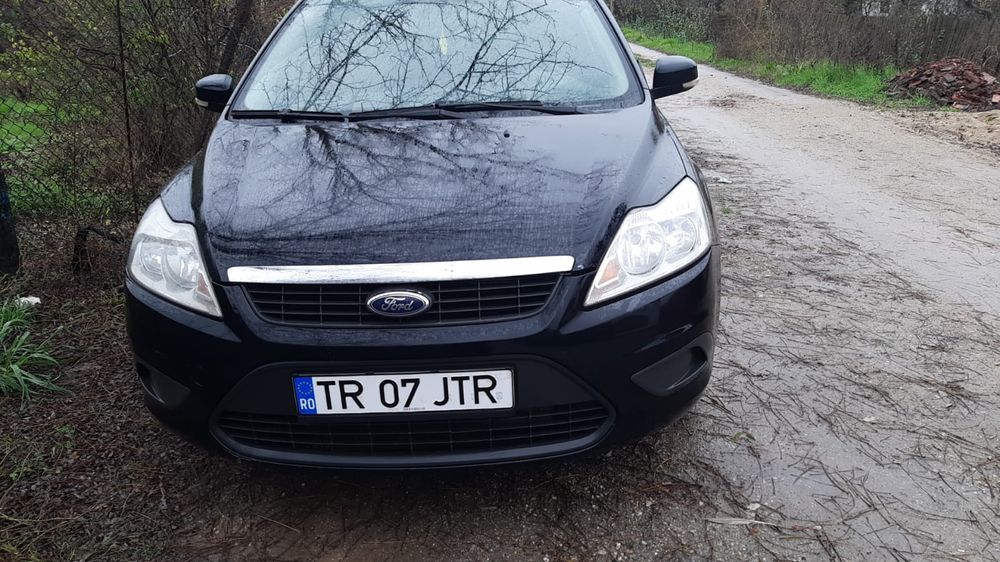 Vând masina Ford Focus 2