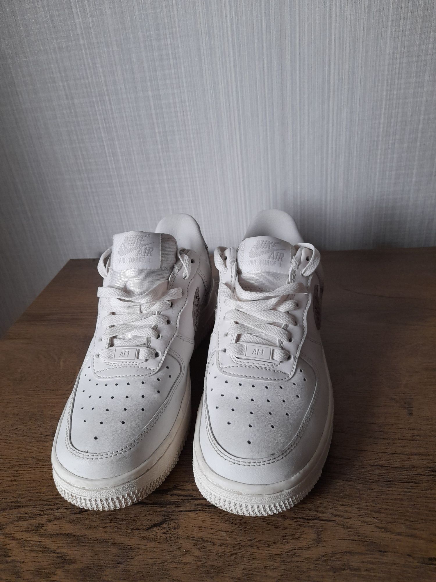 Nike Air force 1 кецове 36 номер.