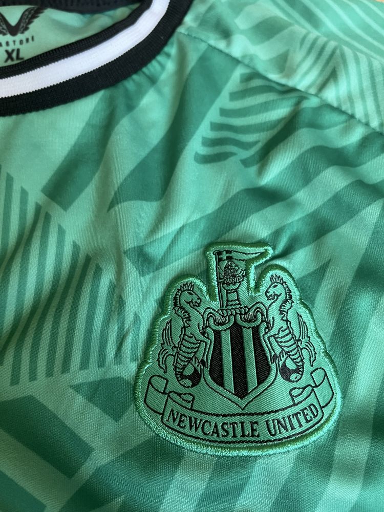 Castore : Newcastle United - Нюкасъл - Нова размер ХЛ