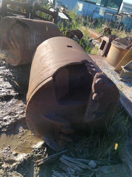 Cupa si burghiu de 1000mm