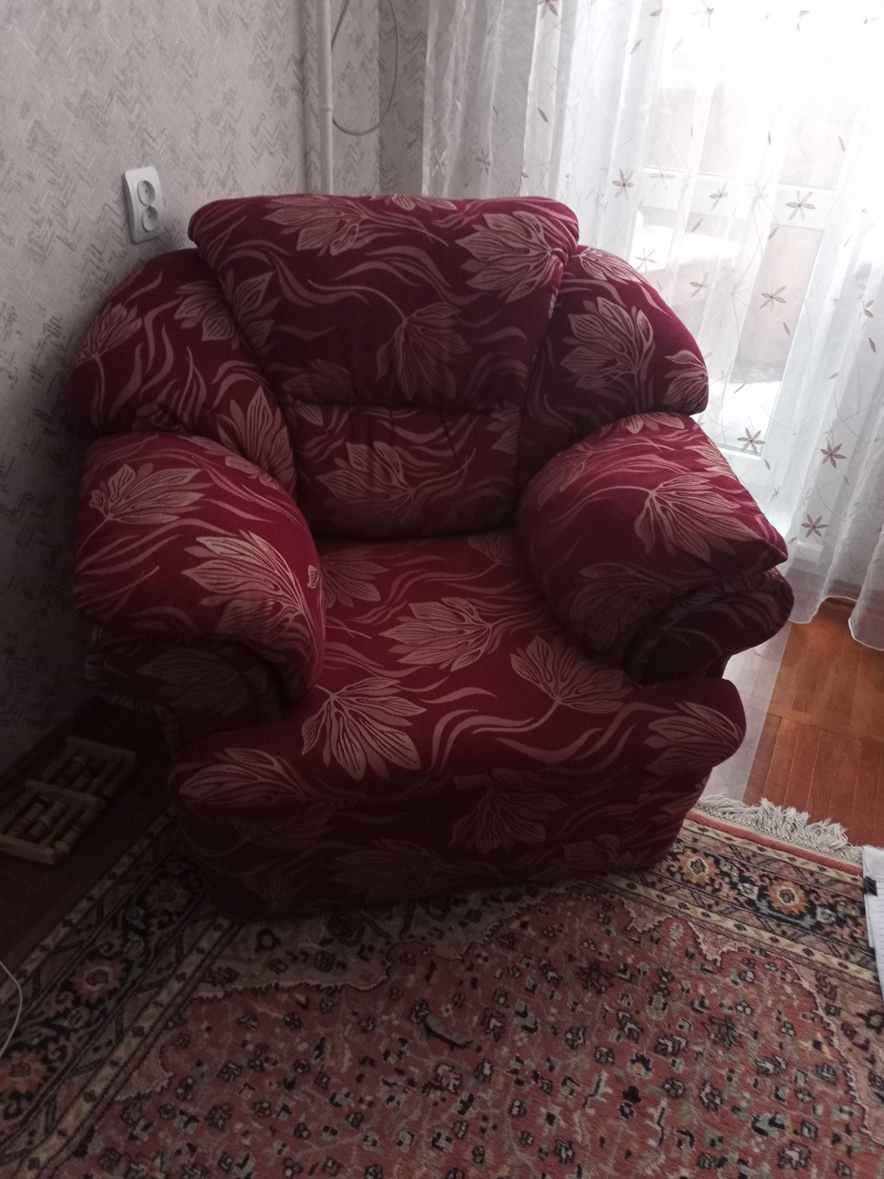Продам диван и два кресла, производства Польша