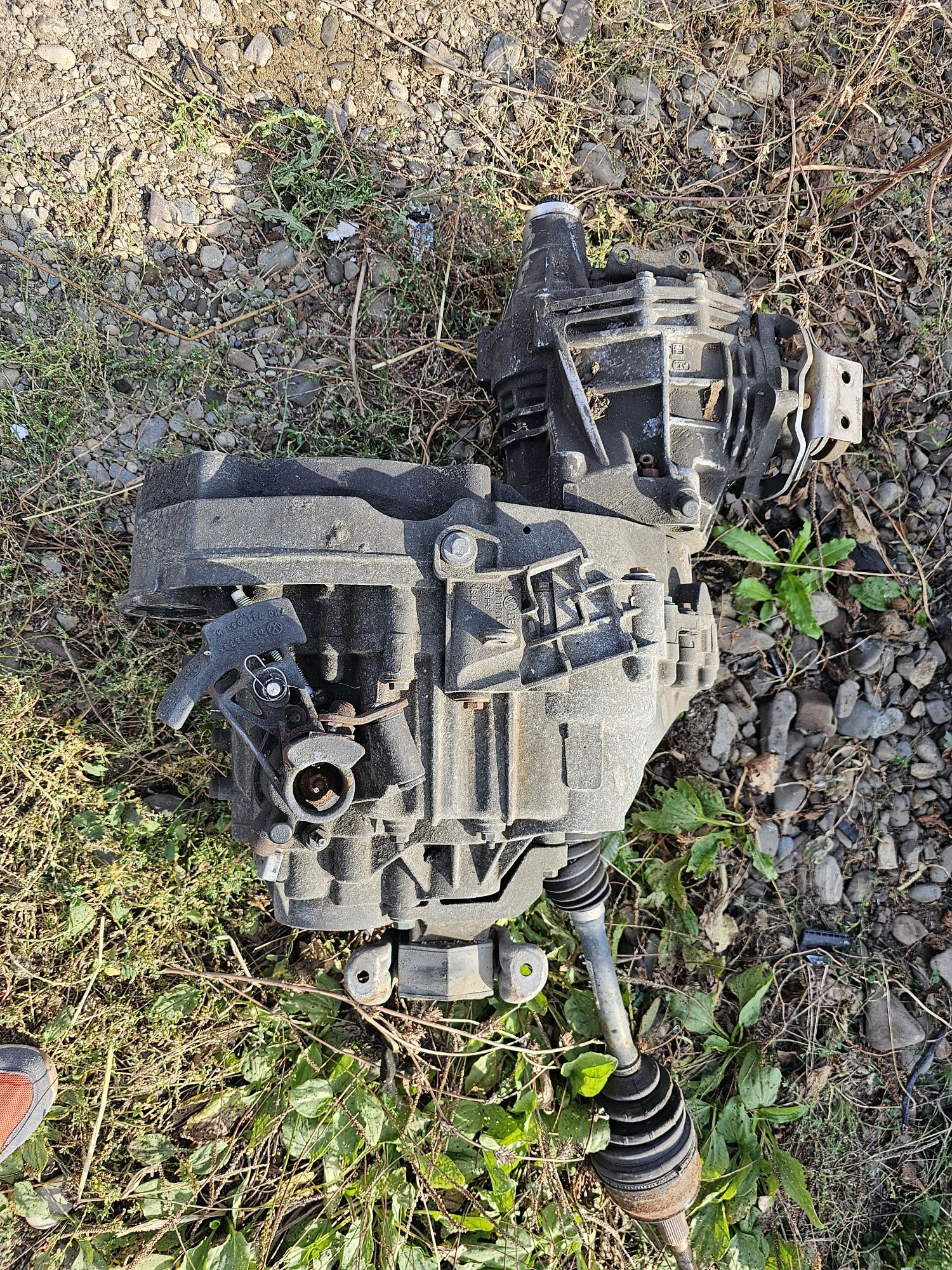 Cutie viteza și reductor Volkswagen t5 motor 2.5 fabricație 2006