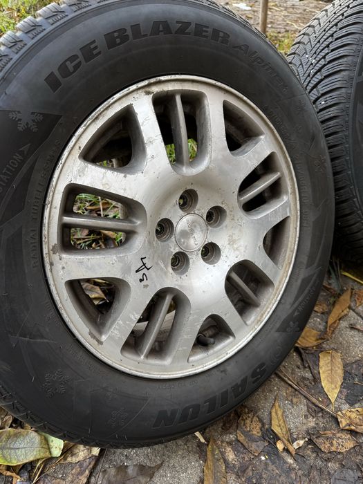 Продавам Зимни гуми и джанти за Субару