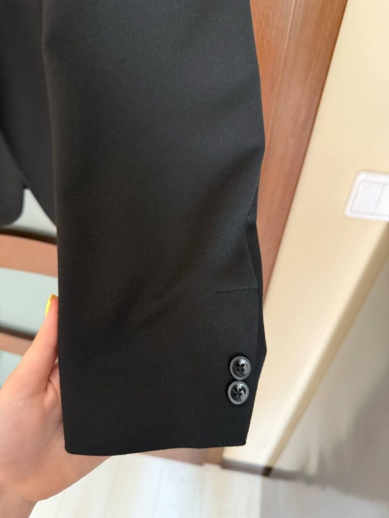Мъжко сако на  ZARA