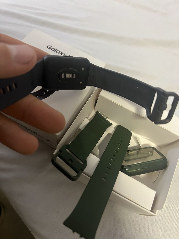 Смарт гривна Samsung Fit 3