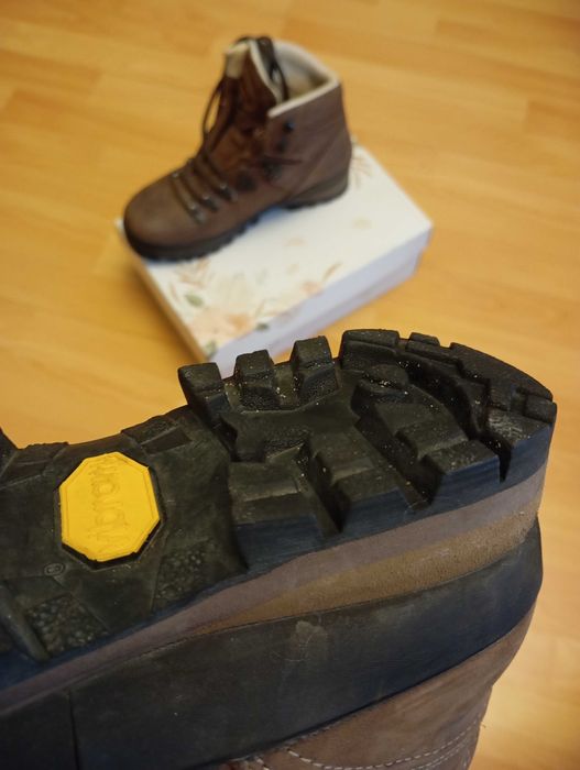 "MEINDL Borneo Lady", дамски туристически обувки