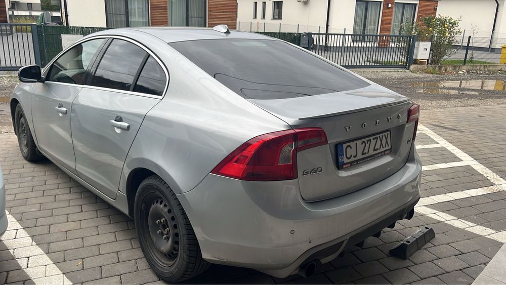 Volvo s60 r design