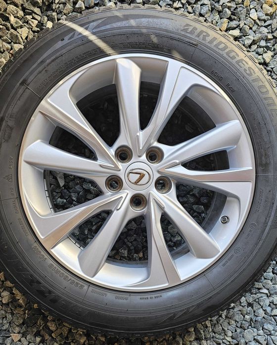 Jante 18″ Lexus NX RX anvelope iarna Yokohama Bridgestone 225 60 R18