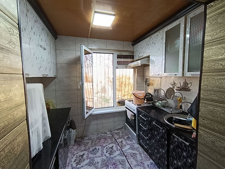 34 maktab tomonda 3 xonali uy sotiladi