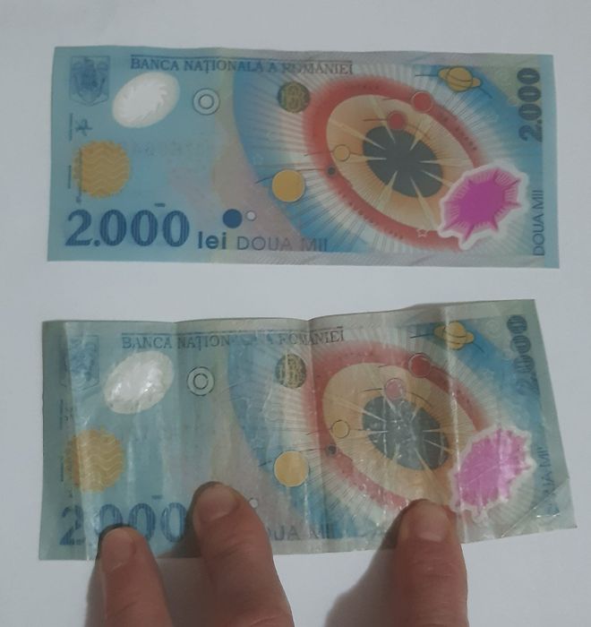 Vând bancnote 2000 lei ediție limitată 1999