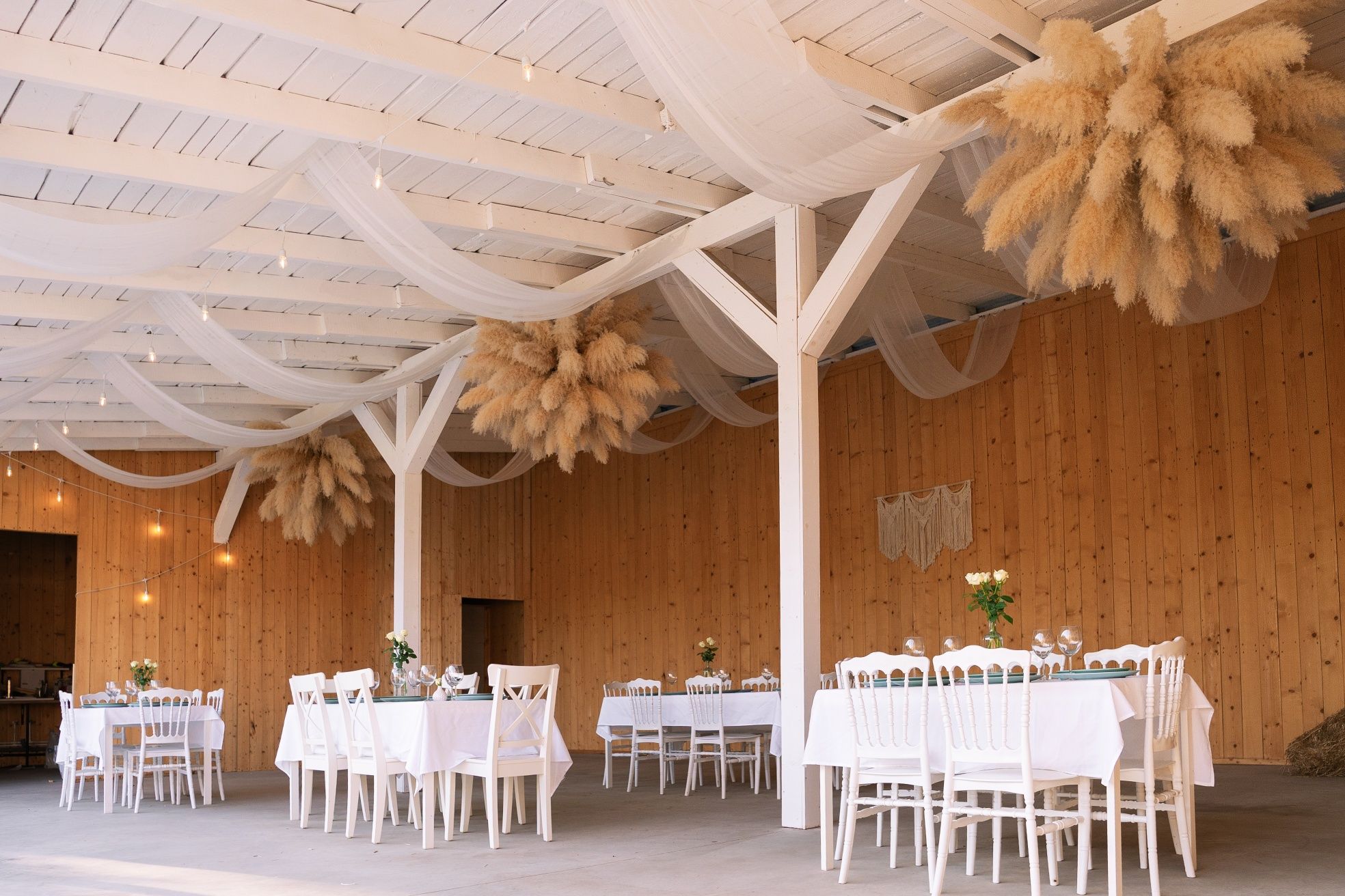 Inchiriez locatie spatiu vila  pentru petreceri evenimente