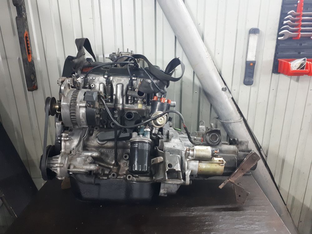даигатель vw audi 1.8 с навсным