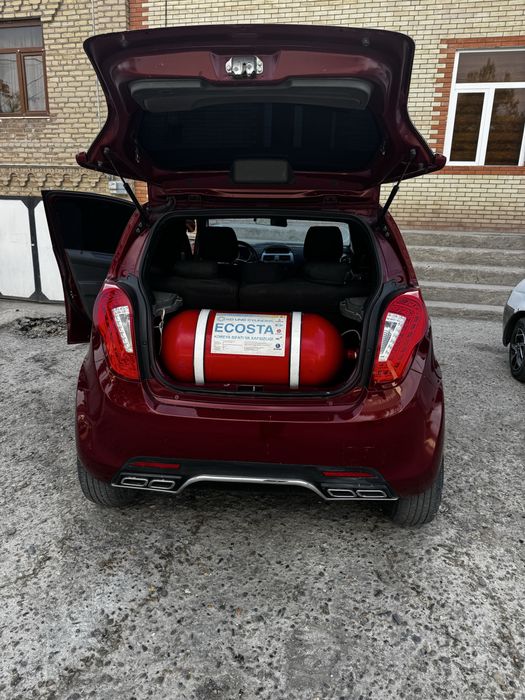 Спарк ат метан газда срочно сотилади