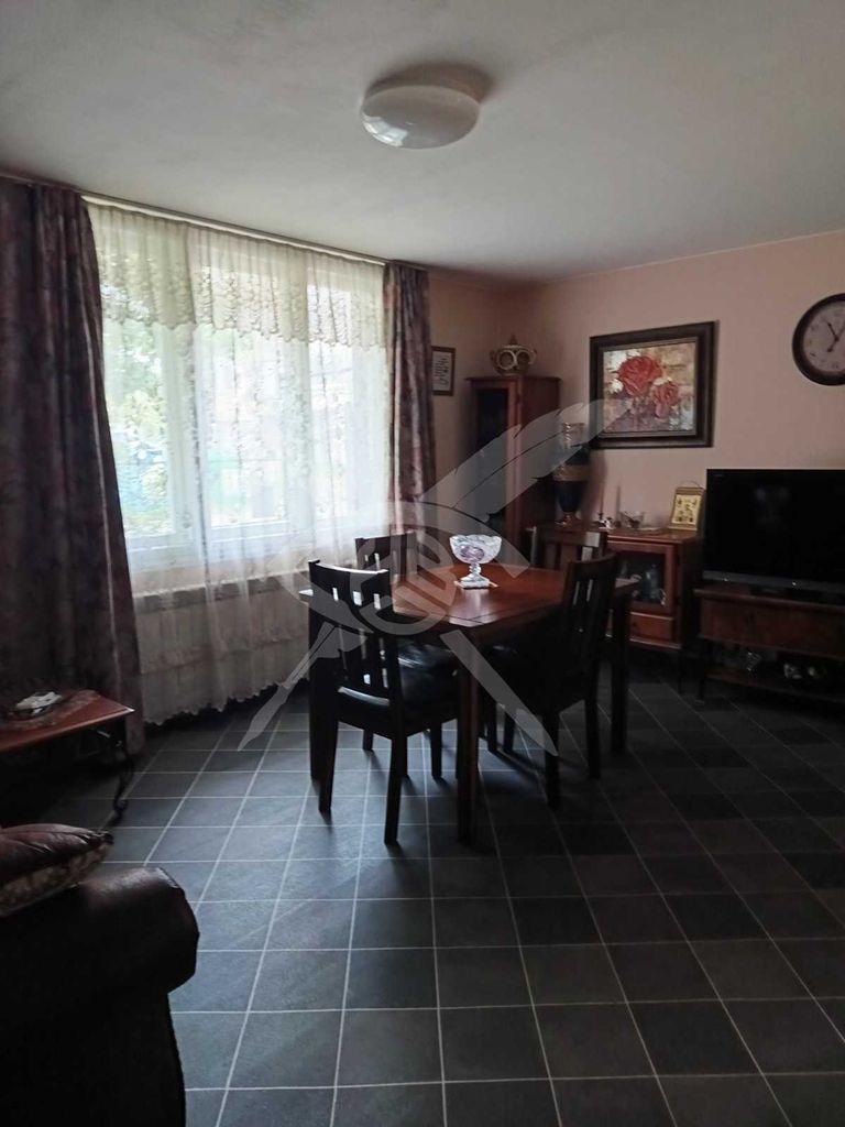 Продава се Къща в Средец - 182 кв.м за 763 €/кв.м - Снимка #4