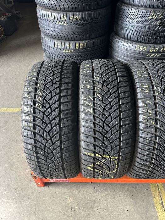 Anvelope Iarna 245/40/18 si 225/40/18 Goodyear Ultragrip 245 40 18 R18
