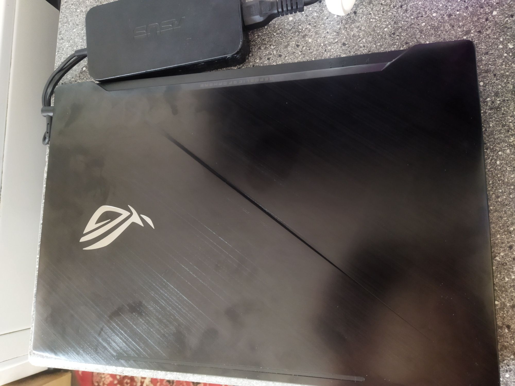 Игровой ноутбук ASUS rog strix gl503v