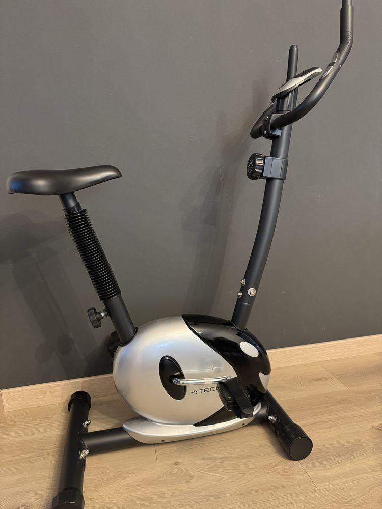 Bicicleta fitness Techfit B36A