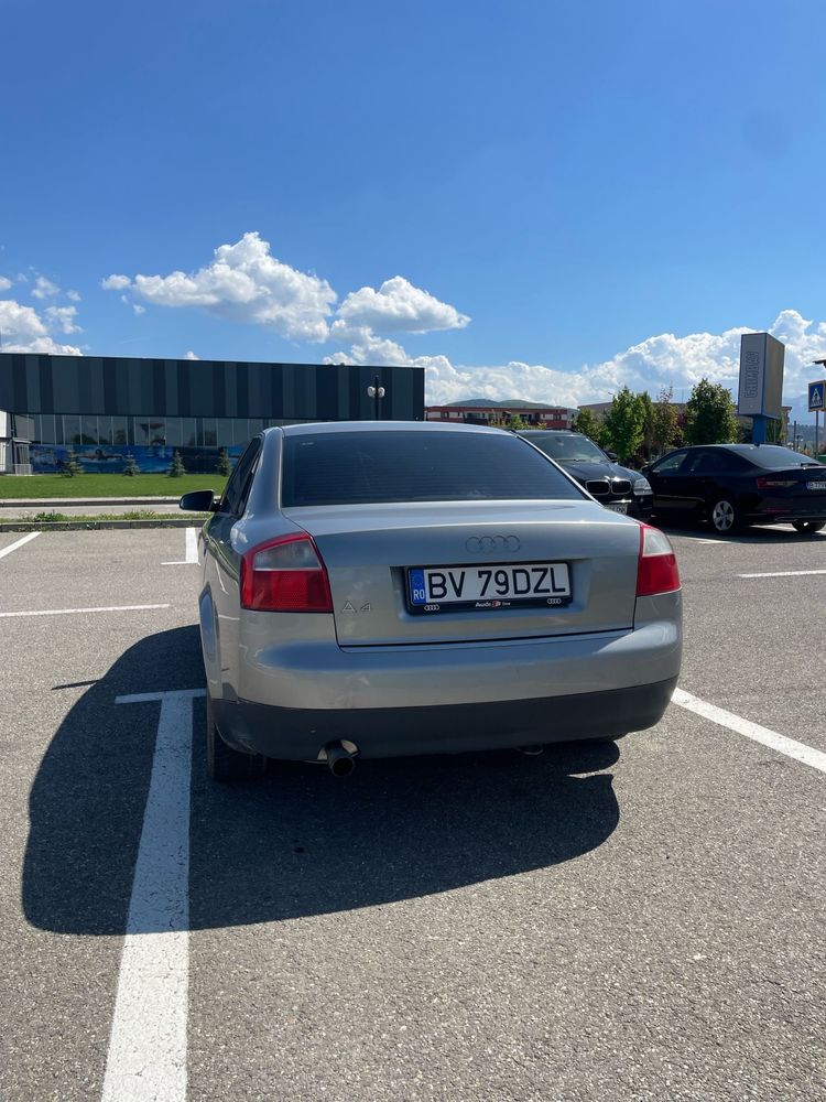 Audi A4 B6 sedan
