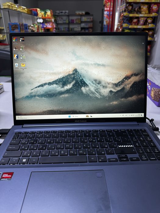 Продам Ноутбук AsysVivobook Windows 11