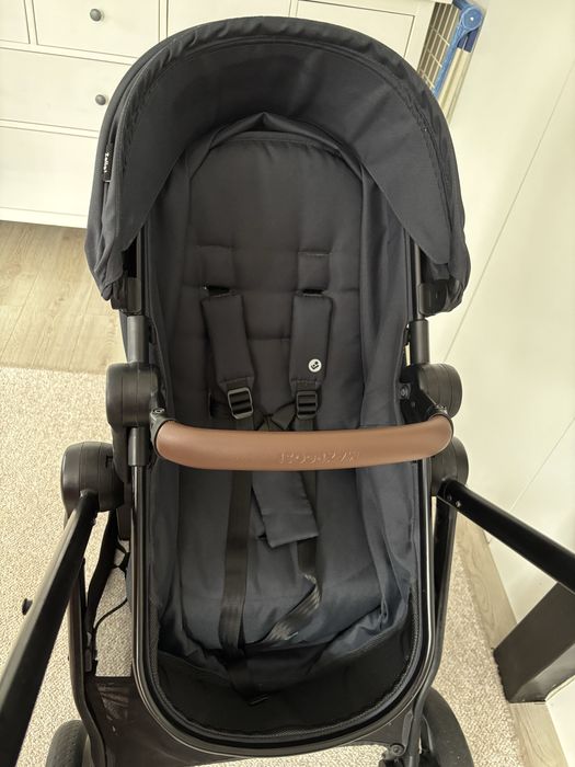 Vand carucior Maxi Cosi Zelia 3