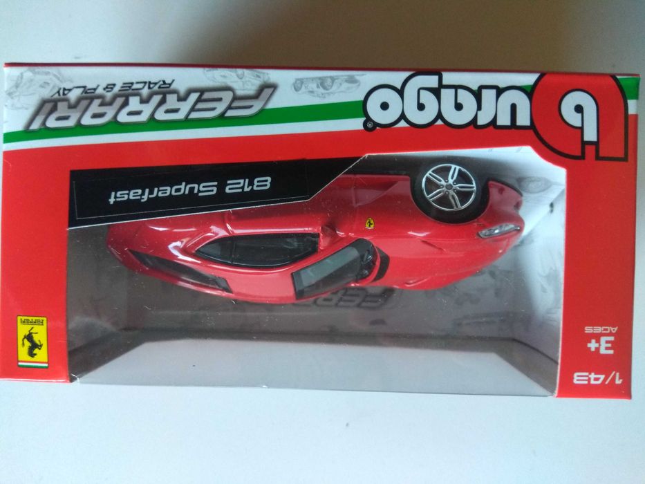 Burago Ferrari 812