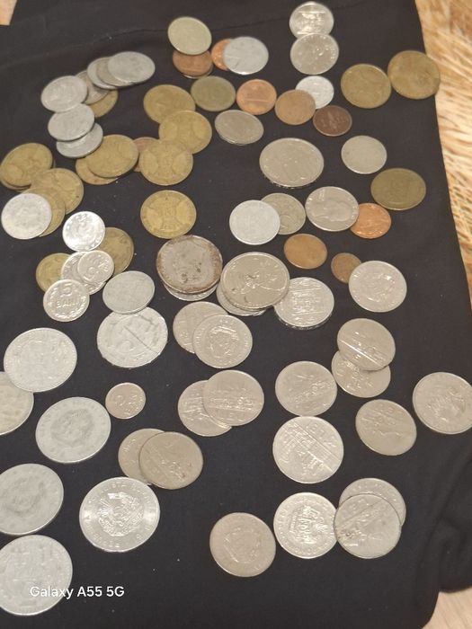 Vînd colectie monezi vechi