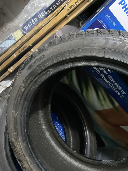 Cauciucuri IARNA DUNLOP 235/45/17