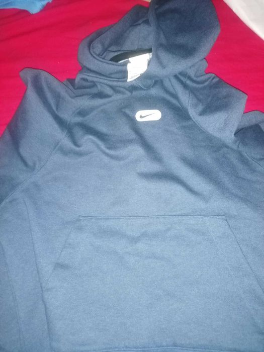 Vand hanoracre/tricouri Essential, Nike, Tommy Hilfiger, Calvin Klein