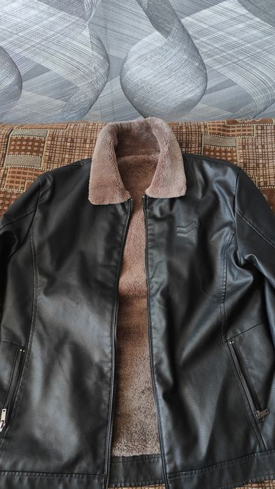Продам мужскую куртку демисезонная