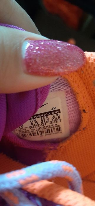 Маратонки Найк 37,5