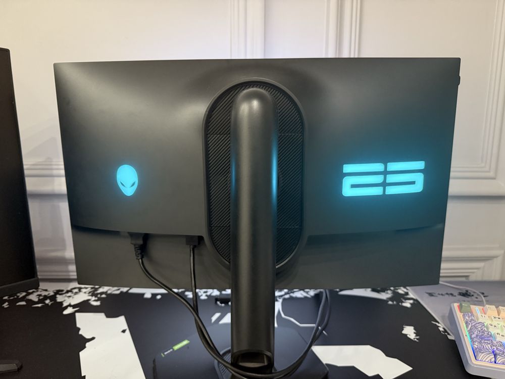 Монитор Alienware 500hz